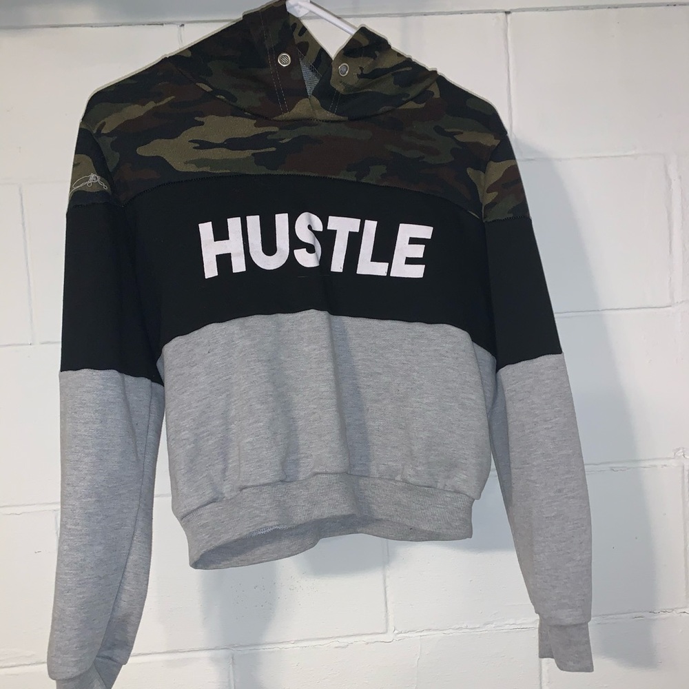cropped sweatshirt/hoodie